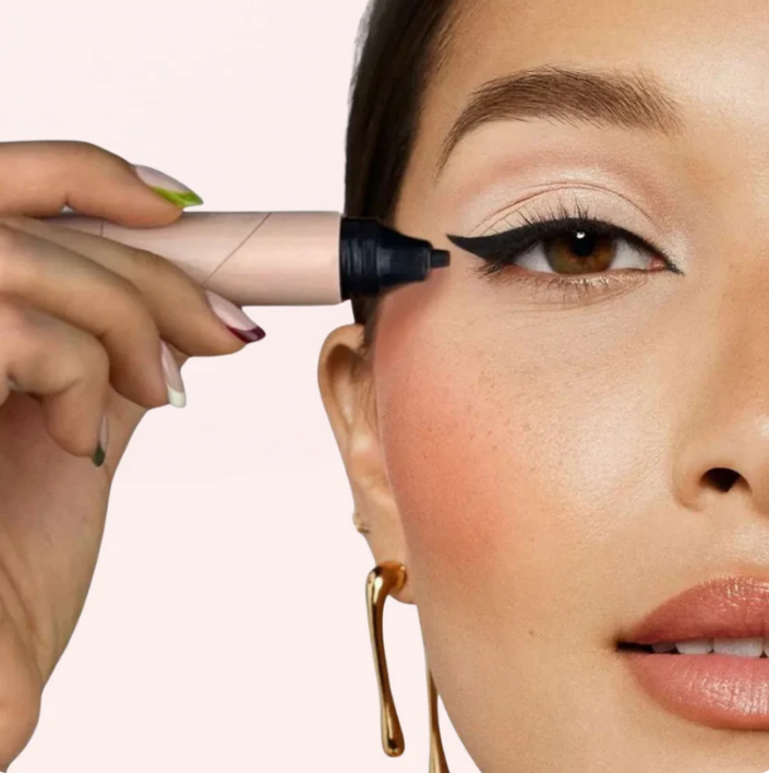 Perfect Wing Eyeliner Stamp